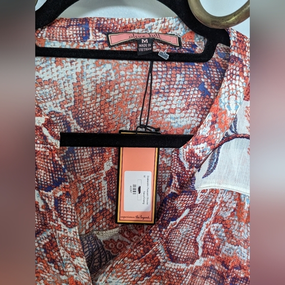 Olive Hill tie up blouse - Picture 8 of 8